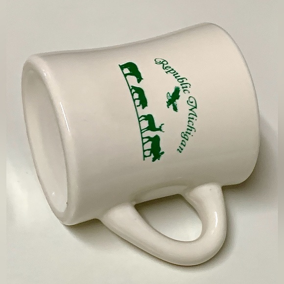 1990s Vintage Wildlife Animal Illustrated REPUBLIC MICHIGAN Ceramic Coffee Mug - Picture 12 of 14